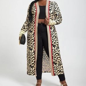 Leopard print contrast trim coat